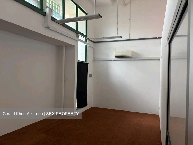 PANTECH BUSINESS HUB (D5), Factory #539207591